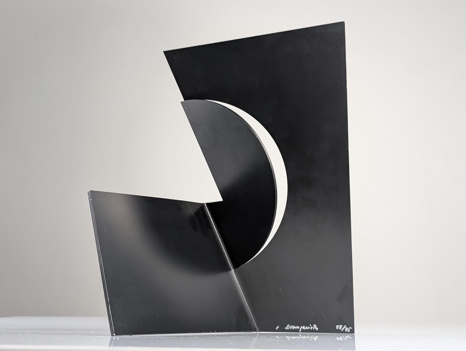 Escultura Acero Negra Abstracta, Carlos Evangelista, 55/75 photo Art