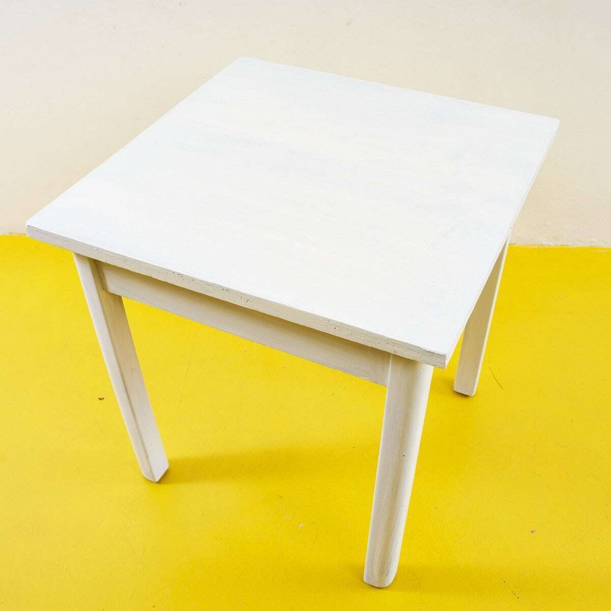 Elegant White Coffee Table In Rustic Style photo furniture