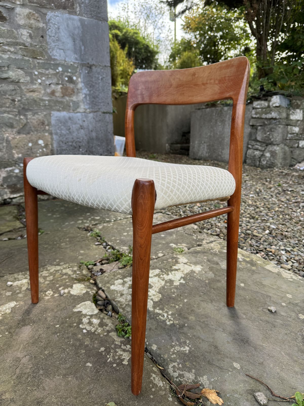 Authentic Set Of 6 Niels Otto Møller Dining Chairs, 4 Dining, 2 Carvers & Expanding Dining Table — Danish Mcm Design