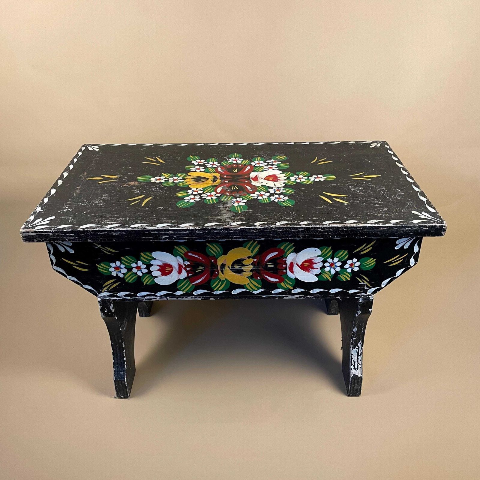 Antique Wooden Hand Painted Wood Table Storage Bedside Patterned Canal Boat Furniture Rectangle Retro Sewing Box Small Coffee Table Handmade