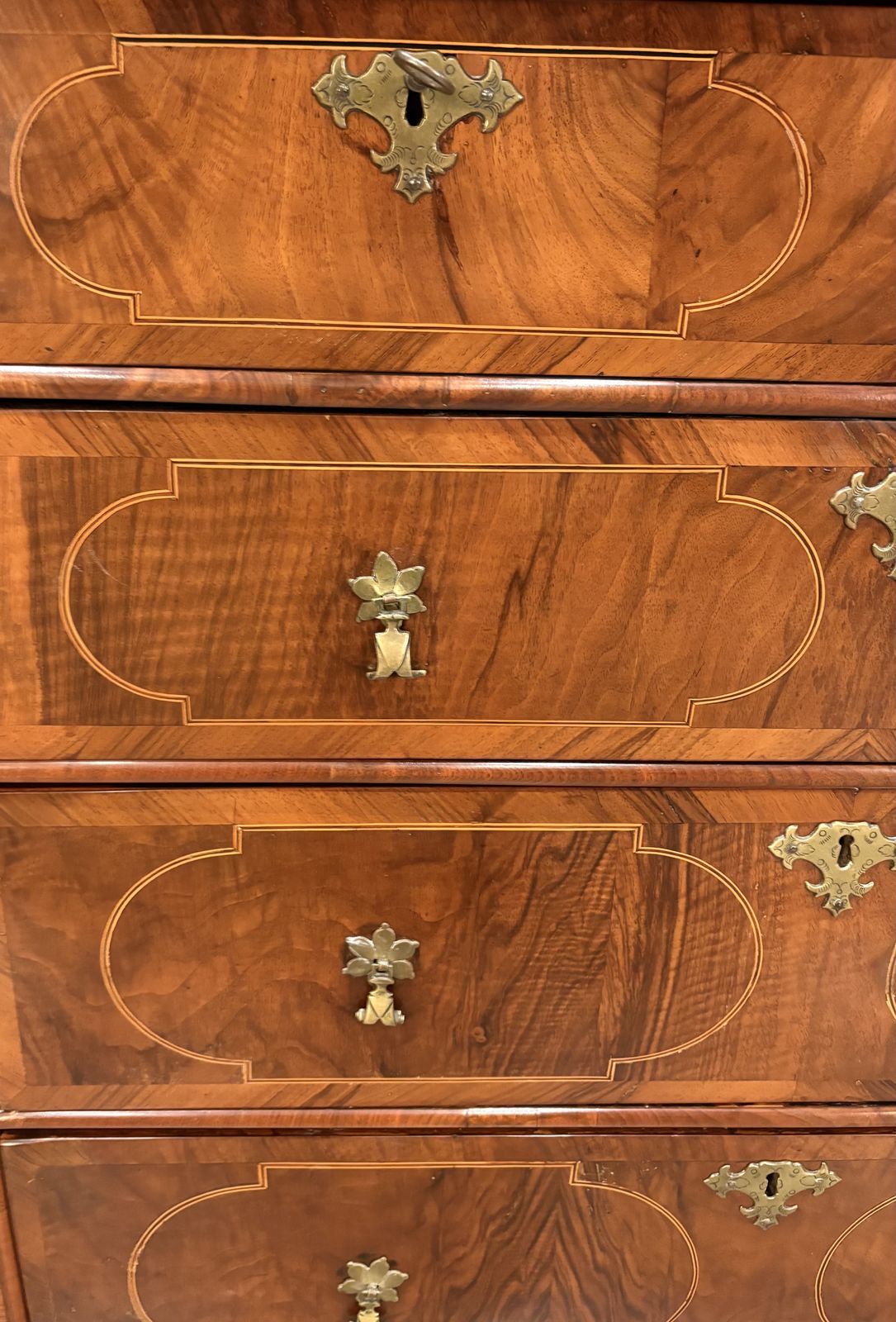 photo furniture Fine William & Mary Walnut Chest Of Drawers