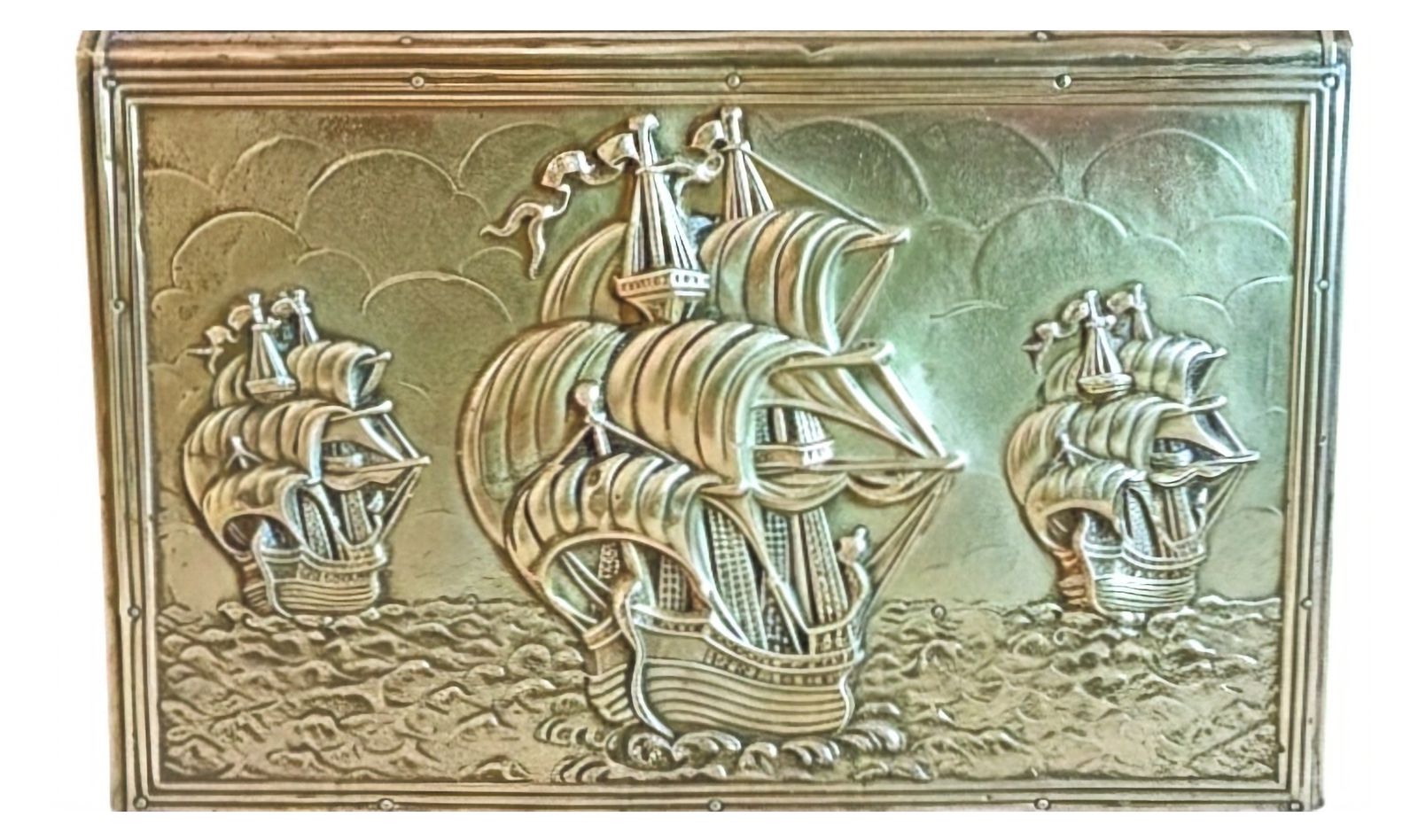 Free Standing Embossed / Hammered Brass Cutty Shark Sailing Magazine Rack photo buy