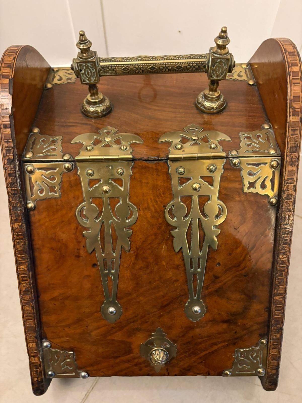Antique  19th Century Quality Brass Mounted Walnut Coal Scuttle photo vinterior