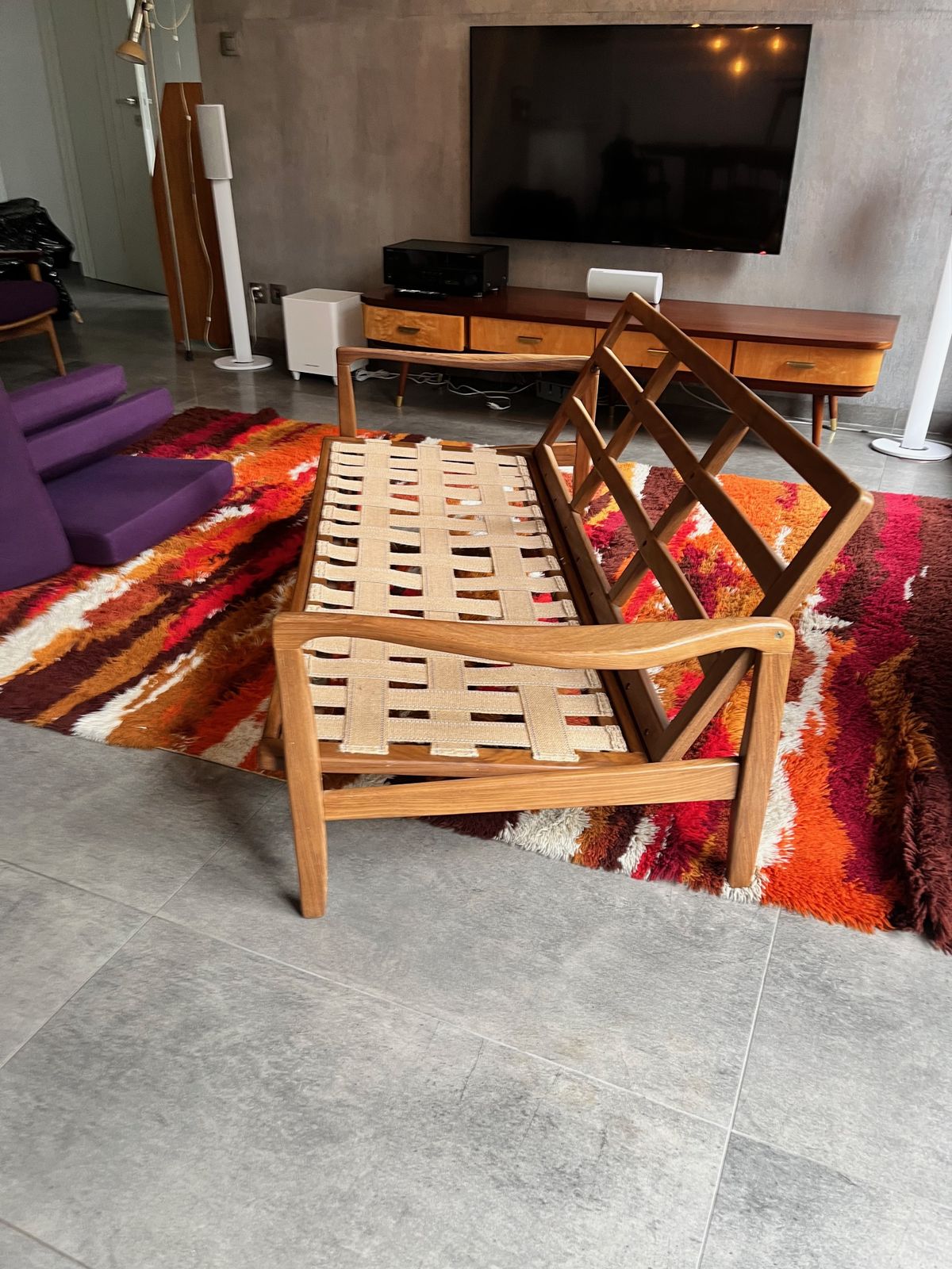 photo vintage Mid Century Modern “New Yorker” Set By Guy Rogers For Toothill (1964) – Restored Sofa & Two High Back Armchairs