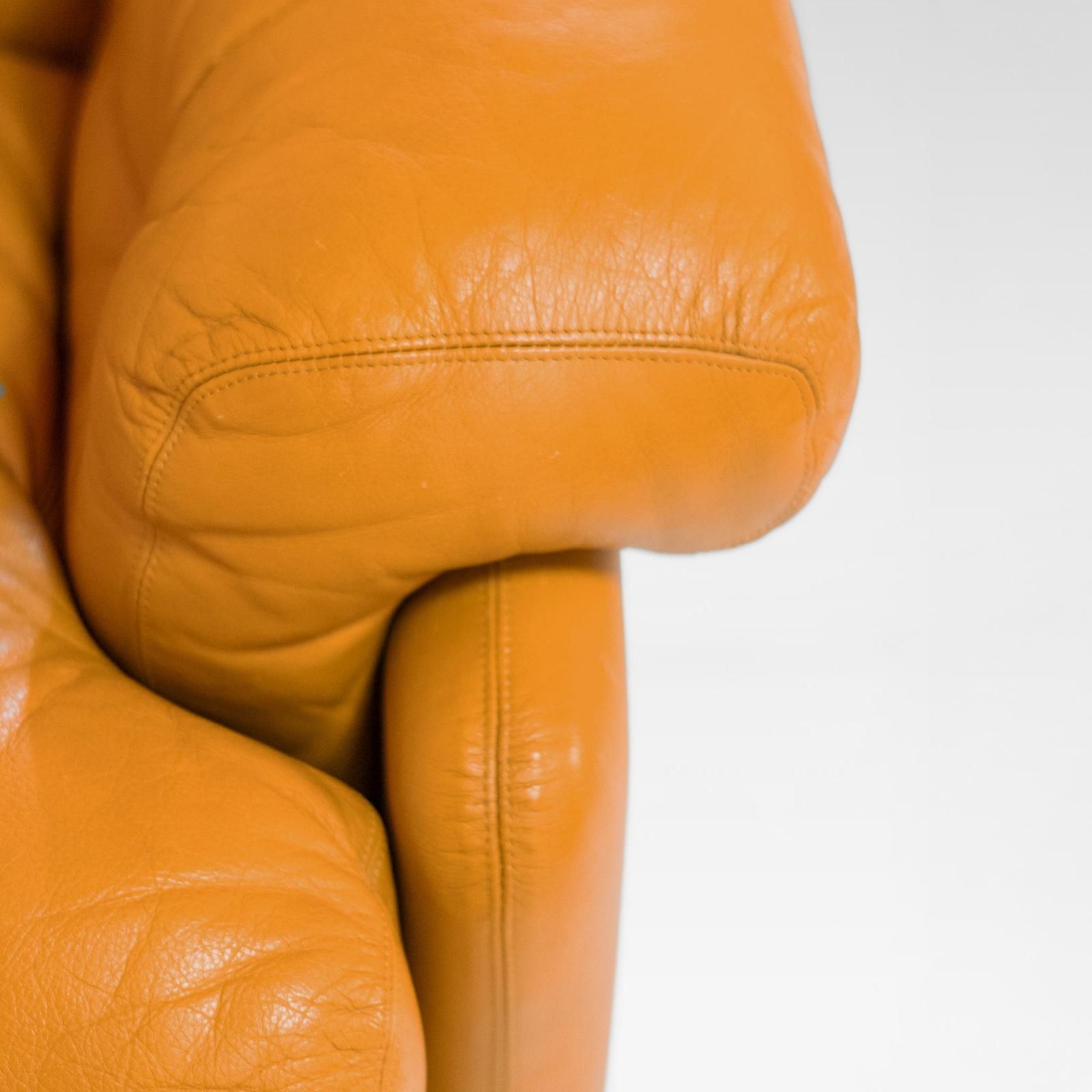 photo vintage 1970 Vintage Coronado Brown Leather Armchairs By Tobia Scarpa For C&B Italia