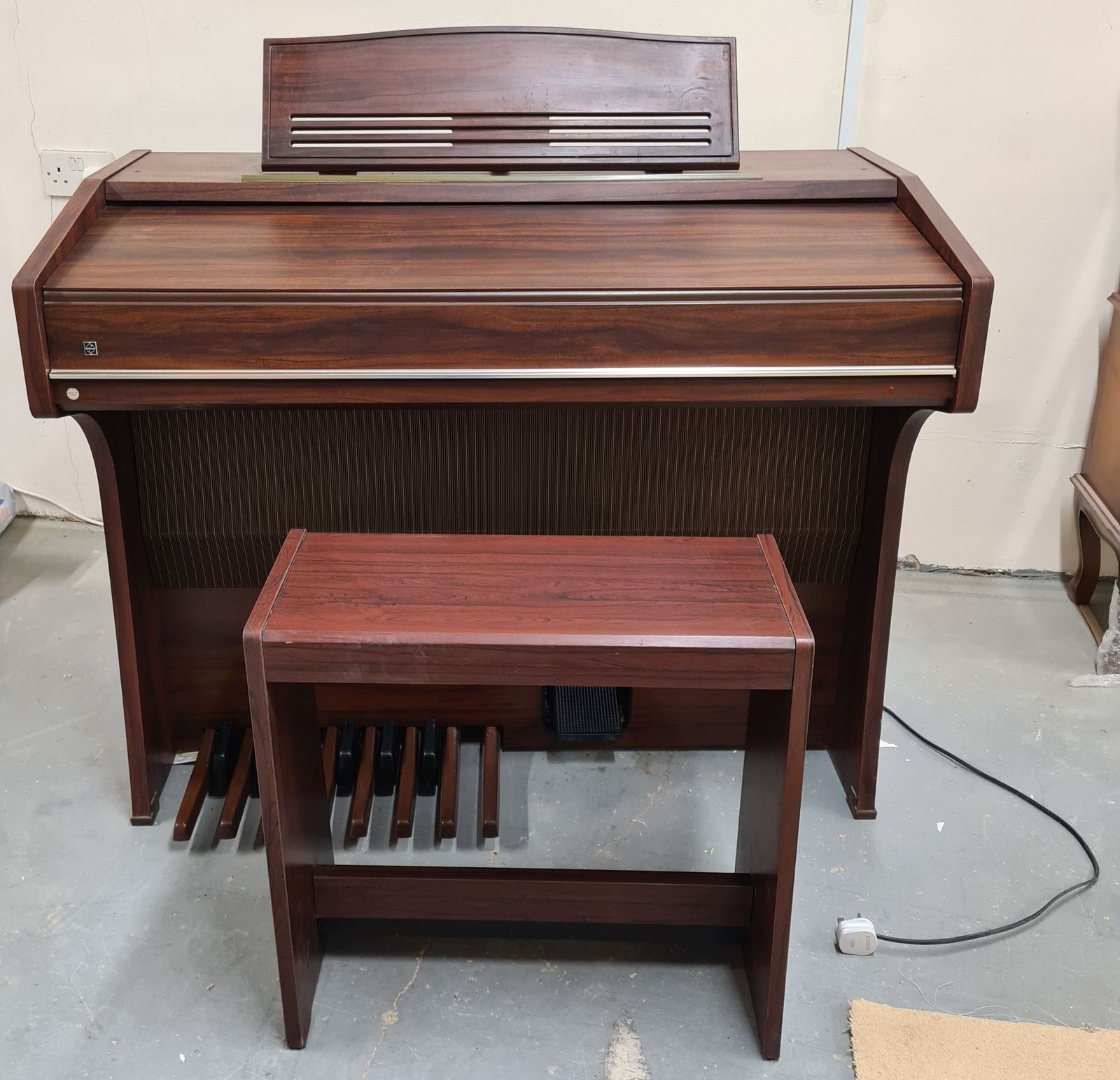Electric Organ