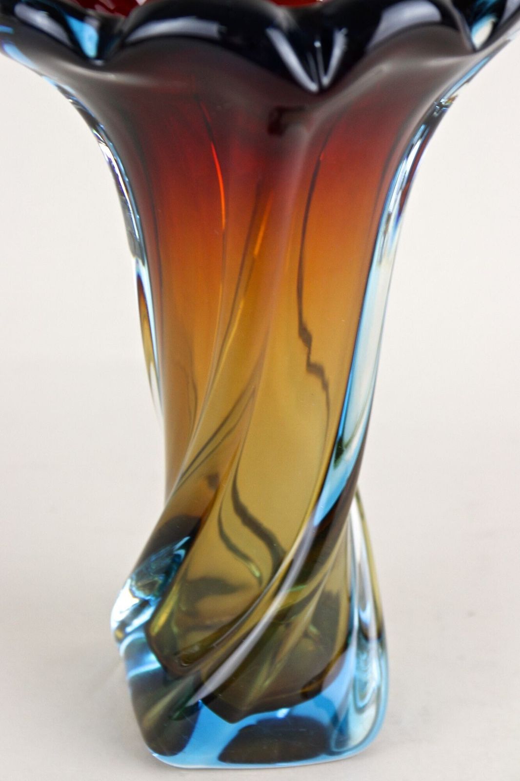 photo vintage 20th Century Murano Glass Vase   Amber/ Dark Red/ Blue, Mid Century, It Ca. 1960