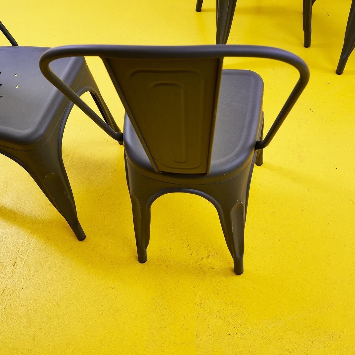 Furniture Elegant 4 Piece Industrial Style Metal Chairs photo