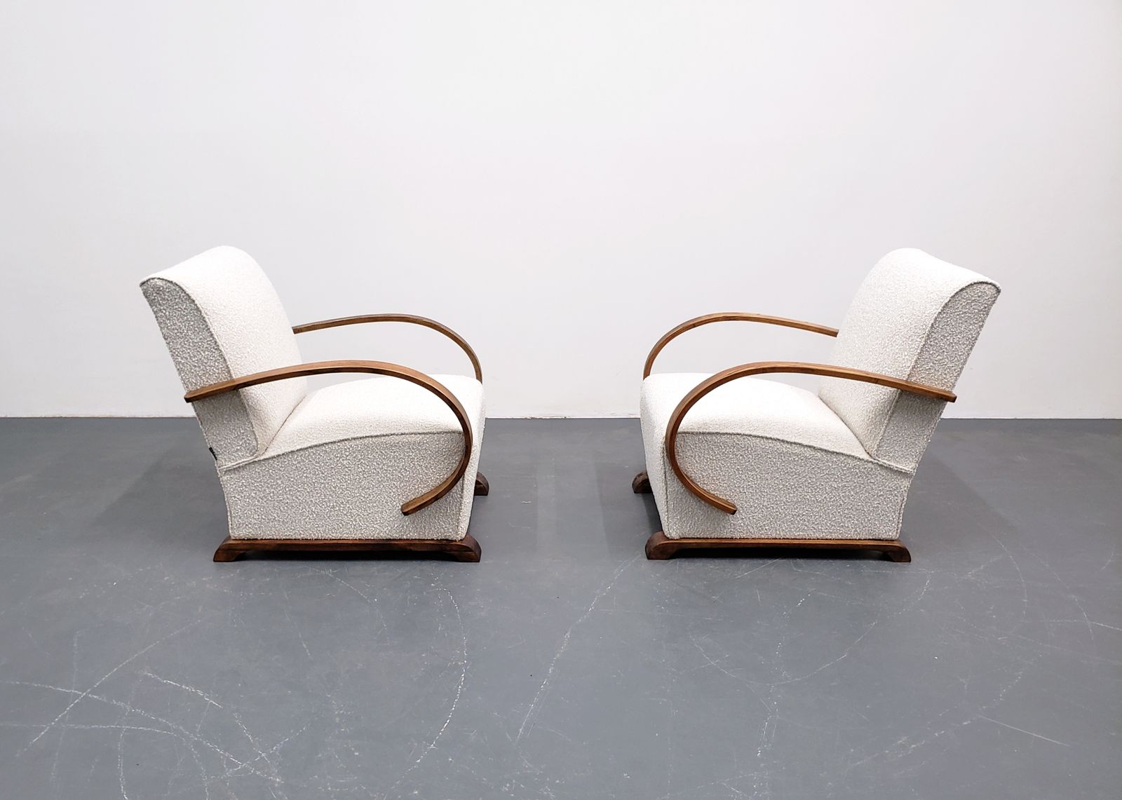 Set Of Two   1940 Art Deco Bentwood Armchairs In Ivory Premium Boucle photo 5000.0