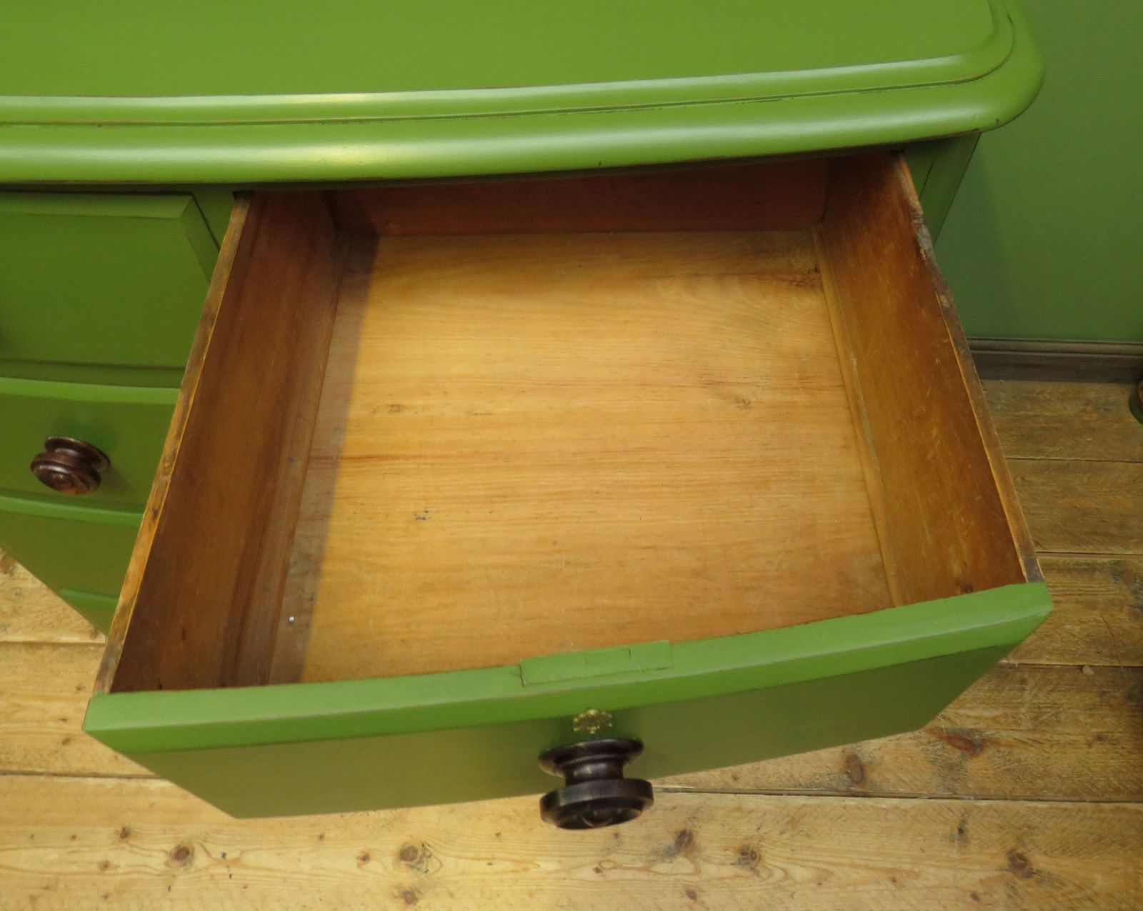 photo furniture Antique Green Bow Chest Of Drawers