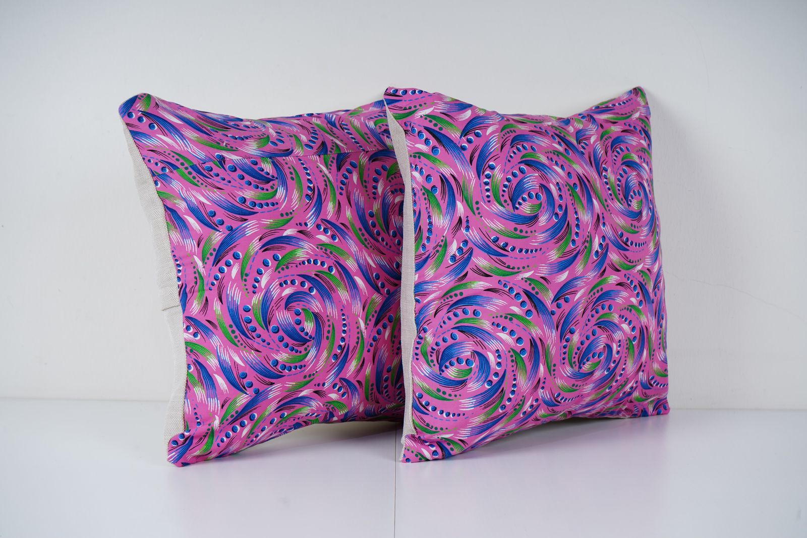 Pink Uzbek Roller Printed Pillow Cover Set, Purple Blue Green Swirl Pattern Handmade Boho Cushions photo 100.0