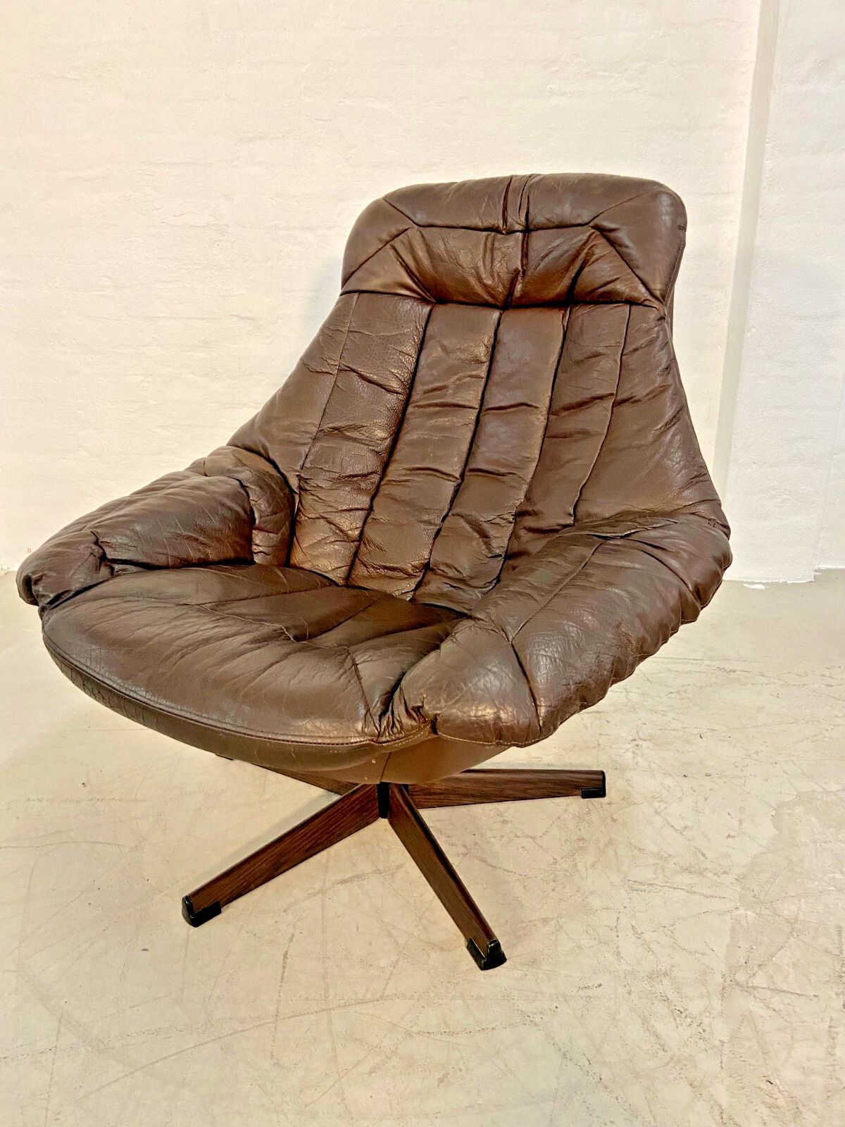 Vintage Danish Mid Century Leather Swivel Egg Chair  By Bramin 1960,S photo vinterior