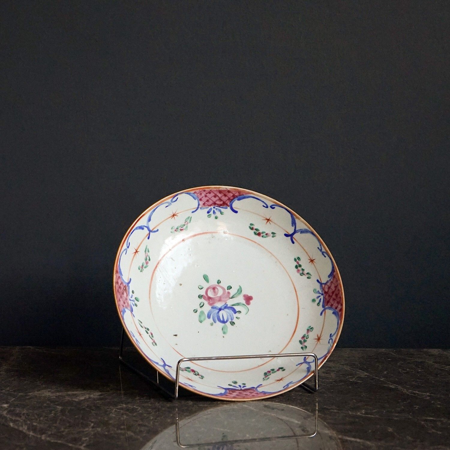 Collection Of Antique Chinese Export Porcelain Bowls, Early 19th Century photo for sale