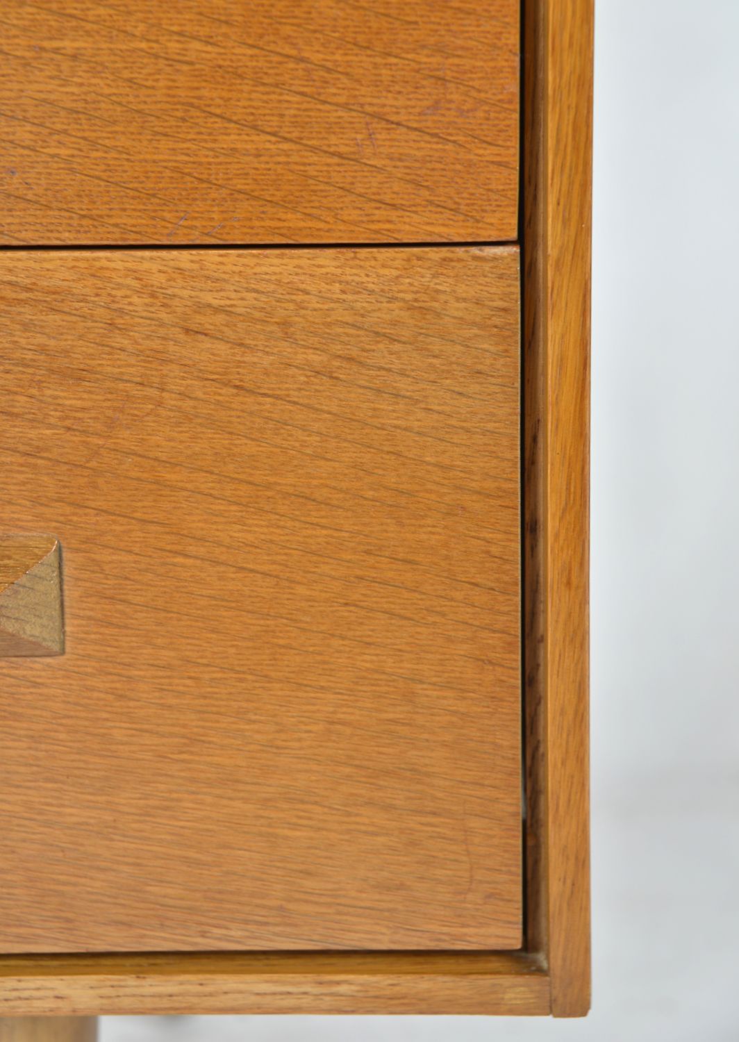 1960s John & Sylvia Reid Stag ‘Concorde’ Range Chest Of 3 Drawers Oak Beech photo 425.0