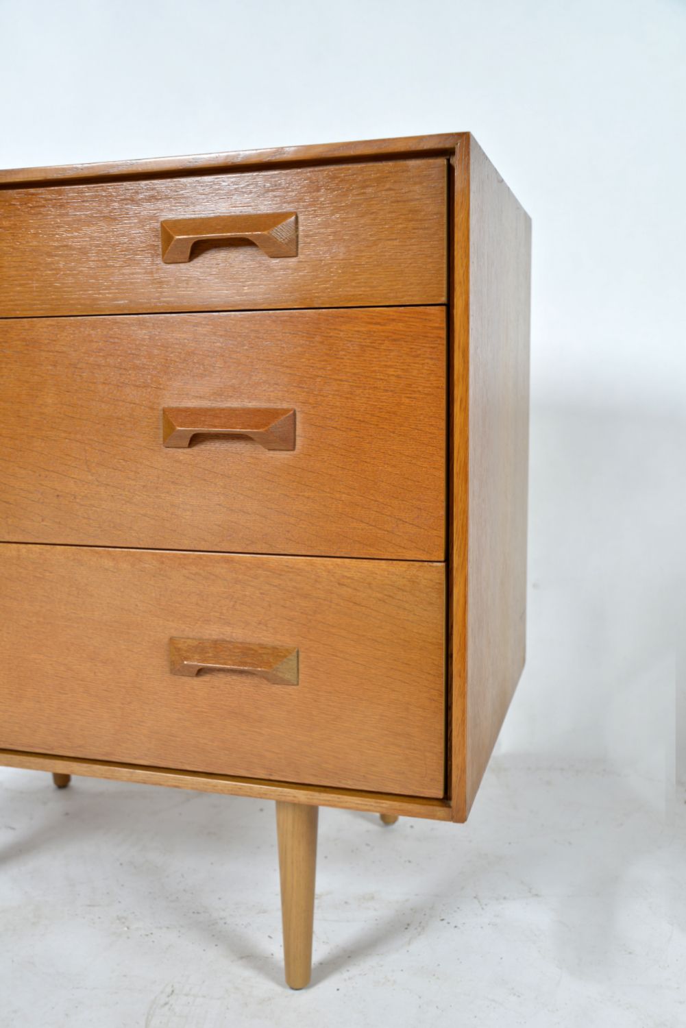1960s John & Sylvia Reid Stag ‘Concorde’ Range Chest Of 3 Drawers Oak Beech photo buy