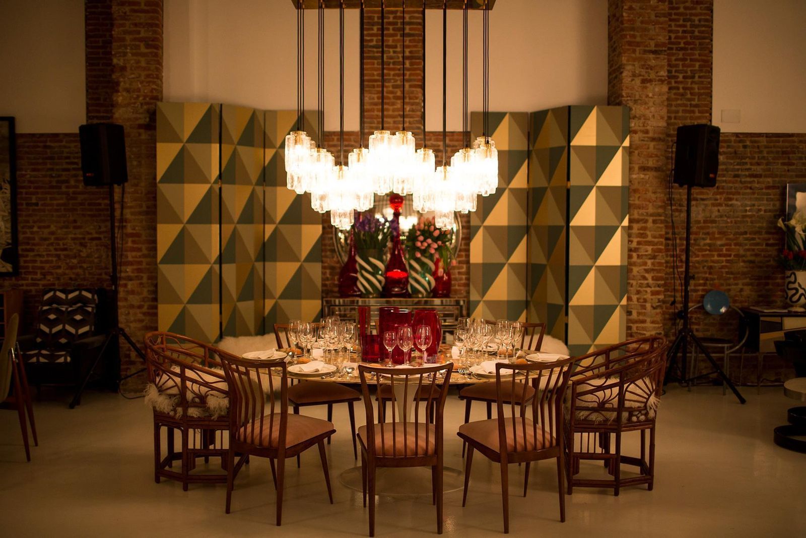Contemporary Modern Italian Murano Glass And Brass Suspension Lamp photo vinterior