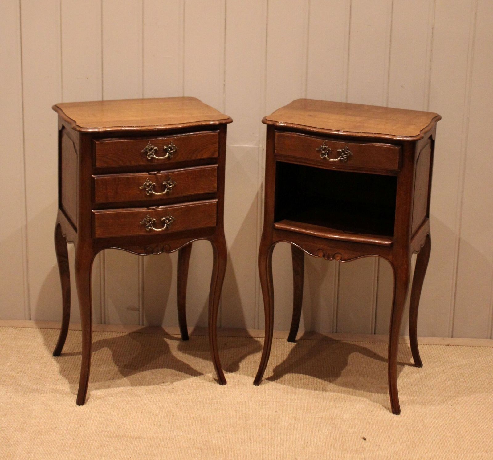 Pair Of French Oak Bedside Cabinets photo 550.0