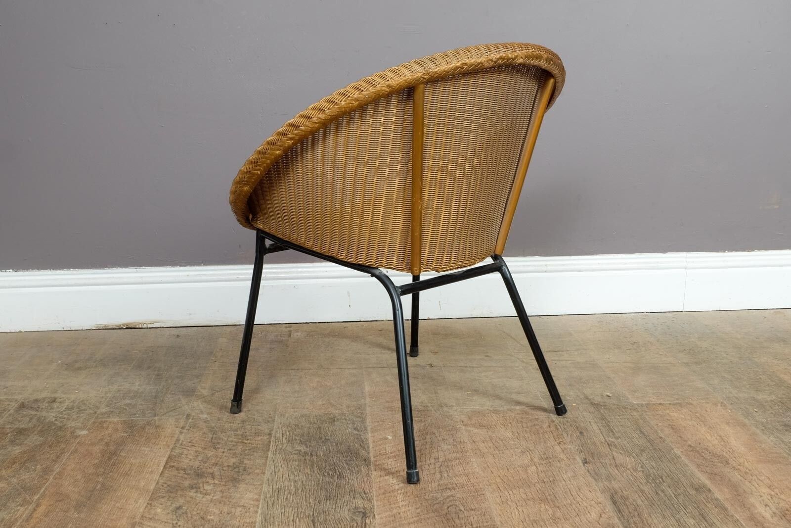 Vintage Lloyd Loom Lusty 1960s Gold And Black Metal Satellite Tub Chair Atomic photo 140.0