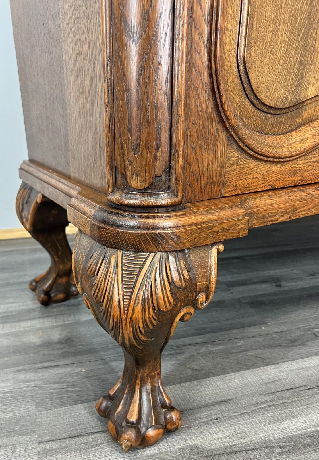 photo for sale Bookcase Vintage French Louis XIV Style Oak Display Cabinet Sideboard Lot 4476