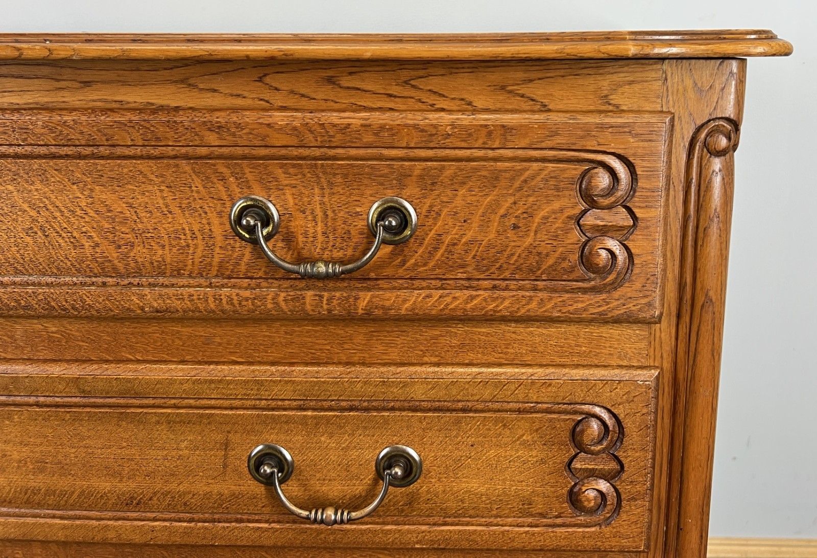Chest Of Drawers Vintage French Louis Oak 3 Drawers Carved Cabinet Lot 4474 photo vinterior