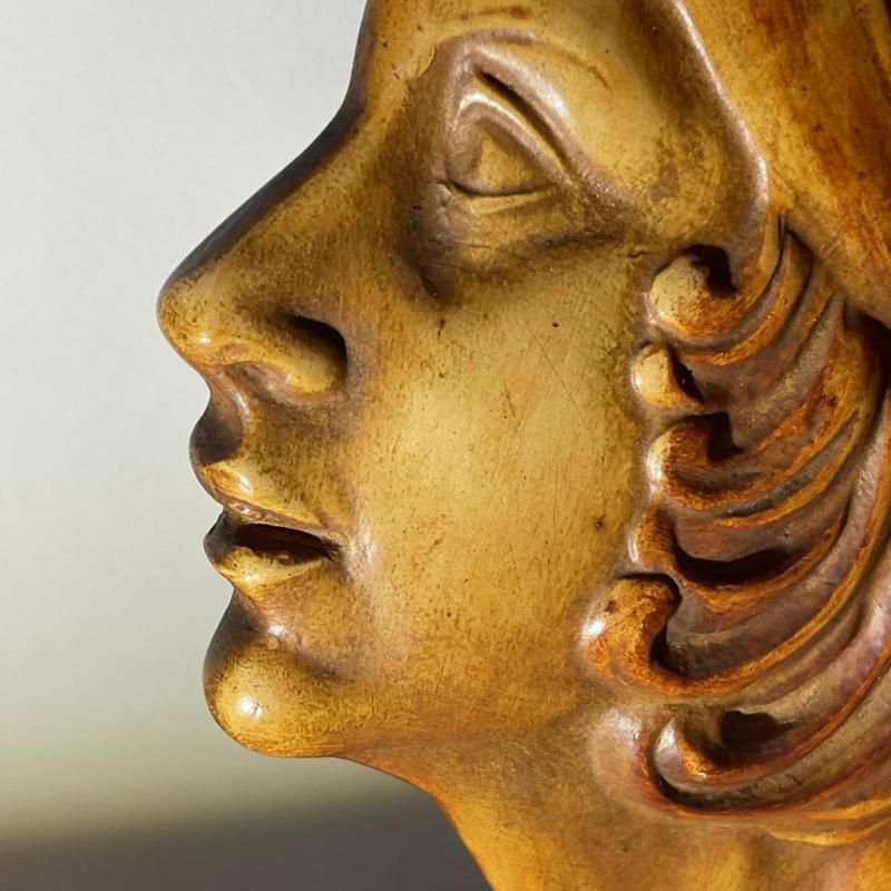 photo for sale Terracottaportret Van Een Garçonne Vrouw Door Antonio Banchelli, 1925