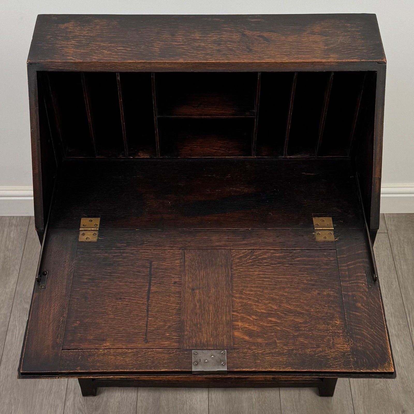 Furniture Antique 20th Century Jacobean Style Bureau In Oak photo
