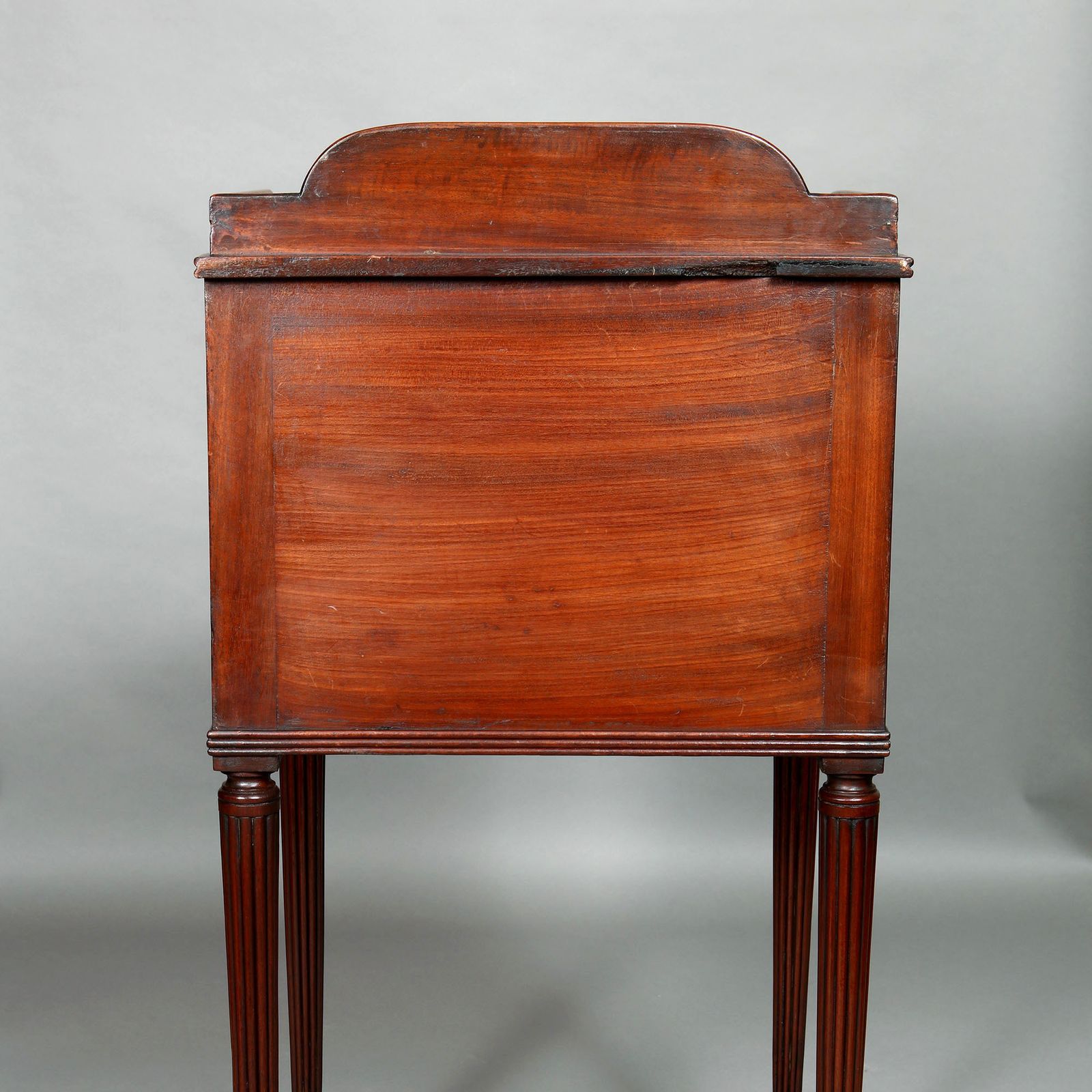 Pair Of George III Mahogany Bedside Cabinets In The Manner Of Gillows photo vinterior