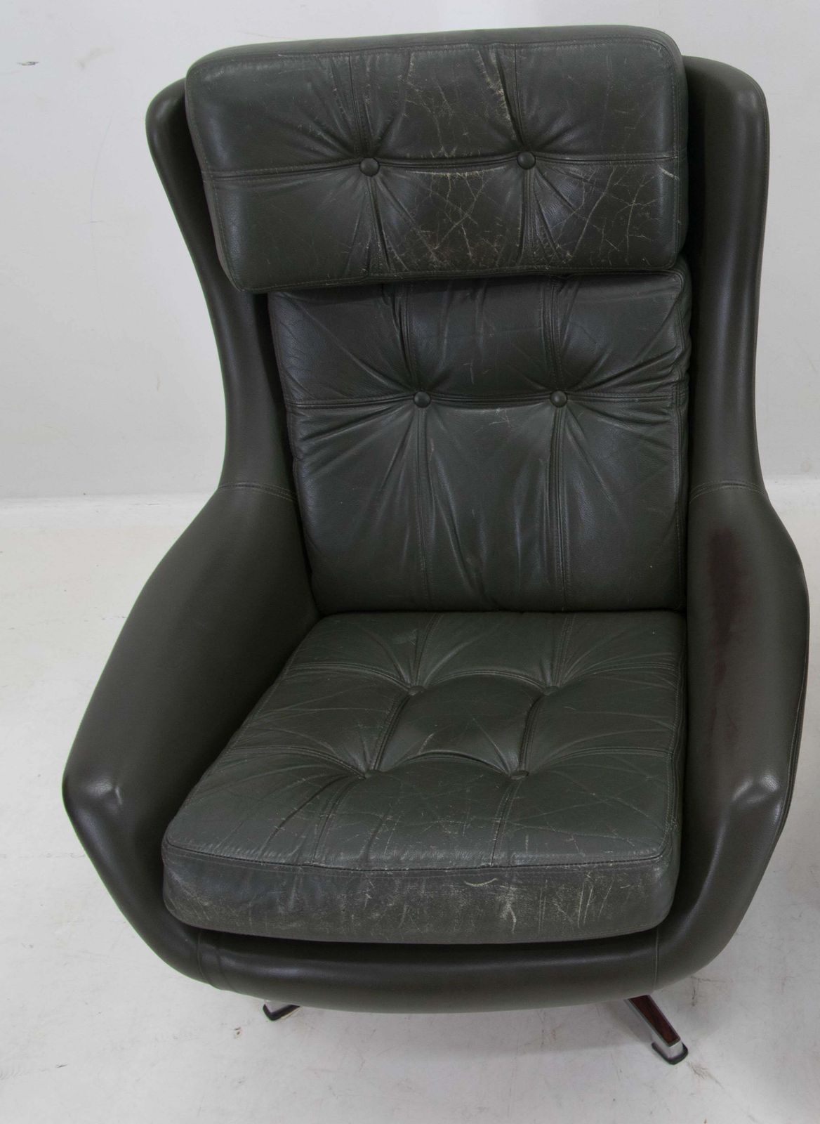 Mid Century Draaiende Schommel Fauteuil, Peem, Finland, Jaren 1970 photo vinterior