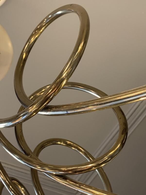 Hunting Trumpets 10 Arms Chandelier In Gilded Brass & White Lacquered Metal From Stilnovo, 1950s photo vinterior