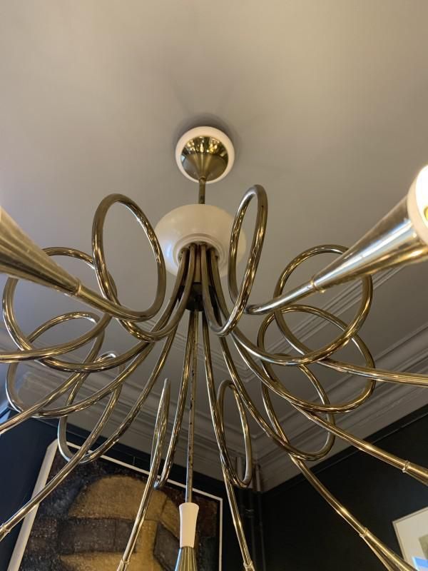 Hunting Trumpets 10 Arms Chandelier In Gilded Brass & White Lacquered Metal From Stilnovo, 1950s photo buy