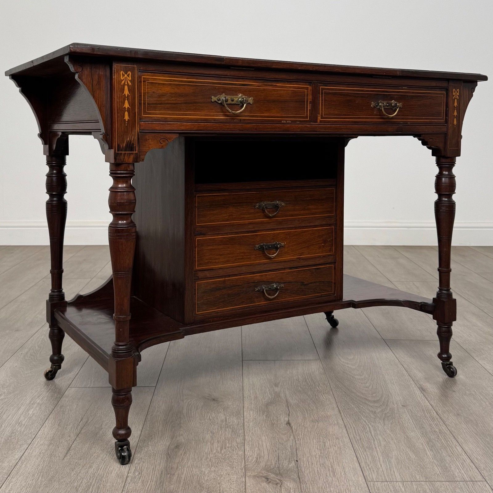 photo furniture Antique 19th Century Fine Quality Inlaid Desk In Rosewood