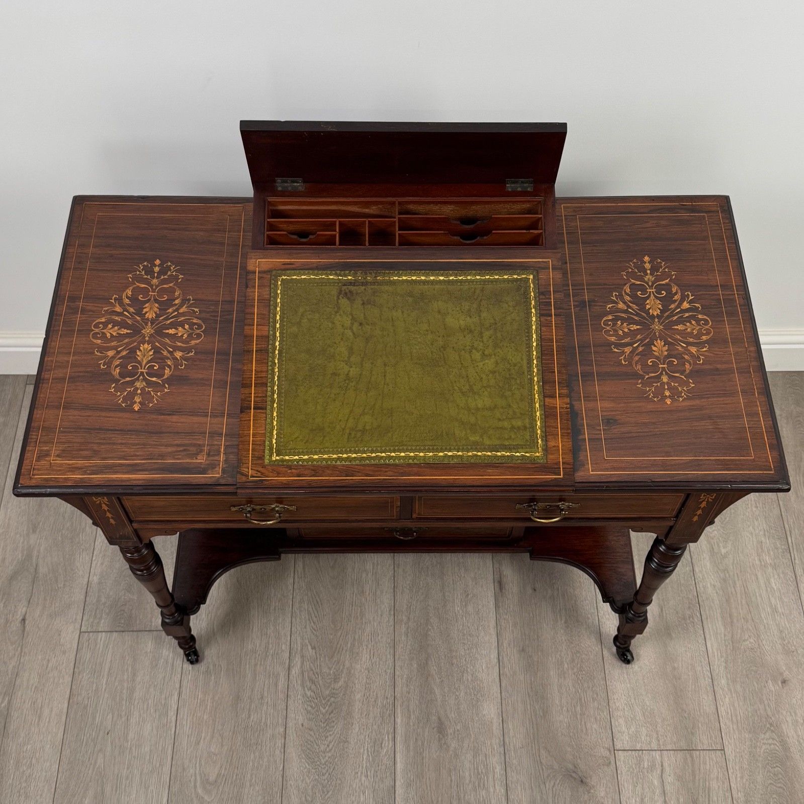 Furniture Antique 19th Century Fine Quality Inlaid Desk In Rosewood photo