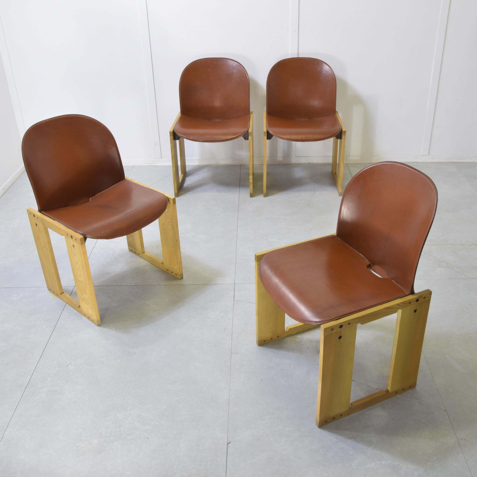 Afra Tobia Scarpa Dialogo Set Of Four Dialogo Chairs 1970s. photo for sale