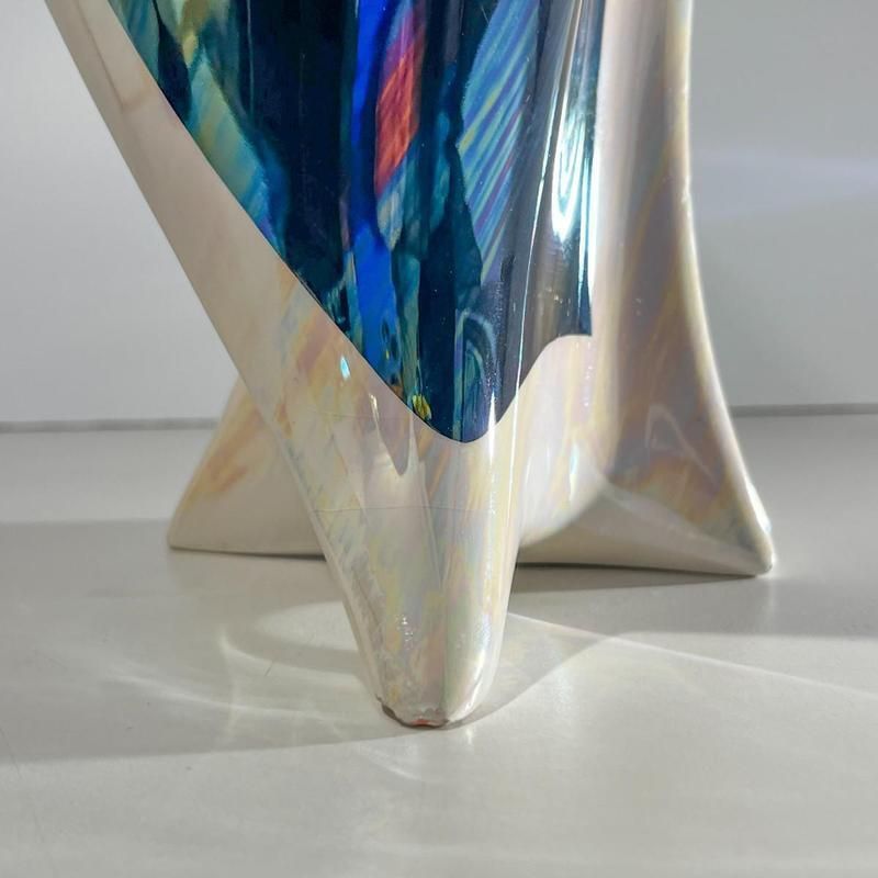 photo vinterior Sculpturaal Iriserende Keramische Vaas, Jaren 1960–1970