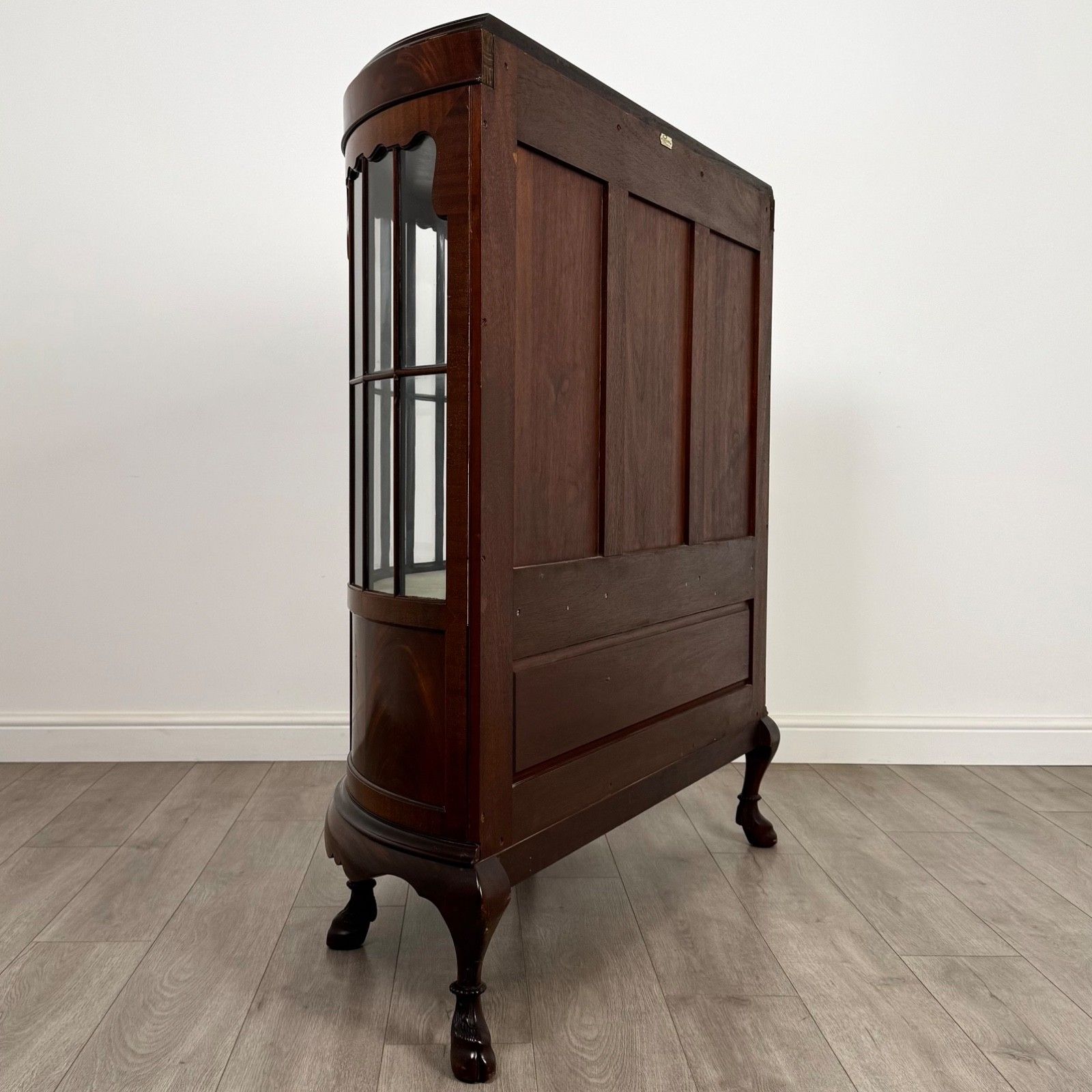 Antique 20th Century Demi Lune Display Cabinet In Mahogany photo 625.0