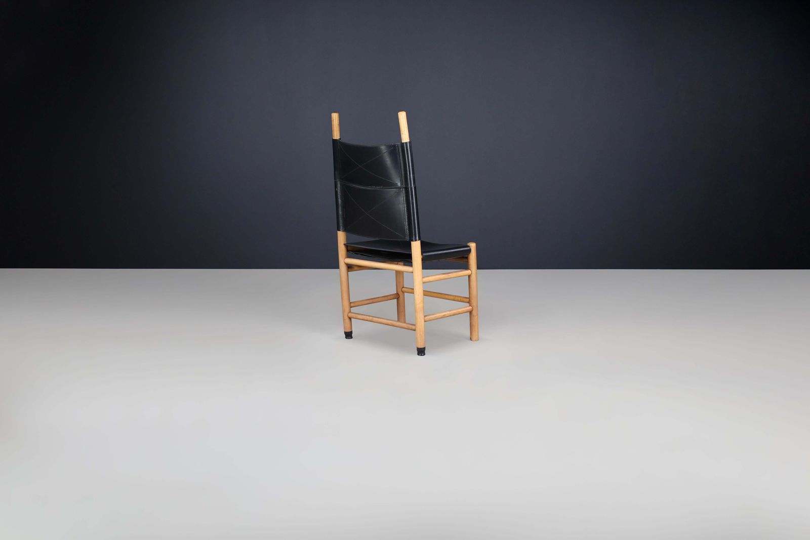 Carlo Scarpa Black Leather Kentucky Dining Room Chairs For Bernini, Italy  1977 photo buy