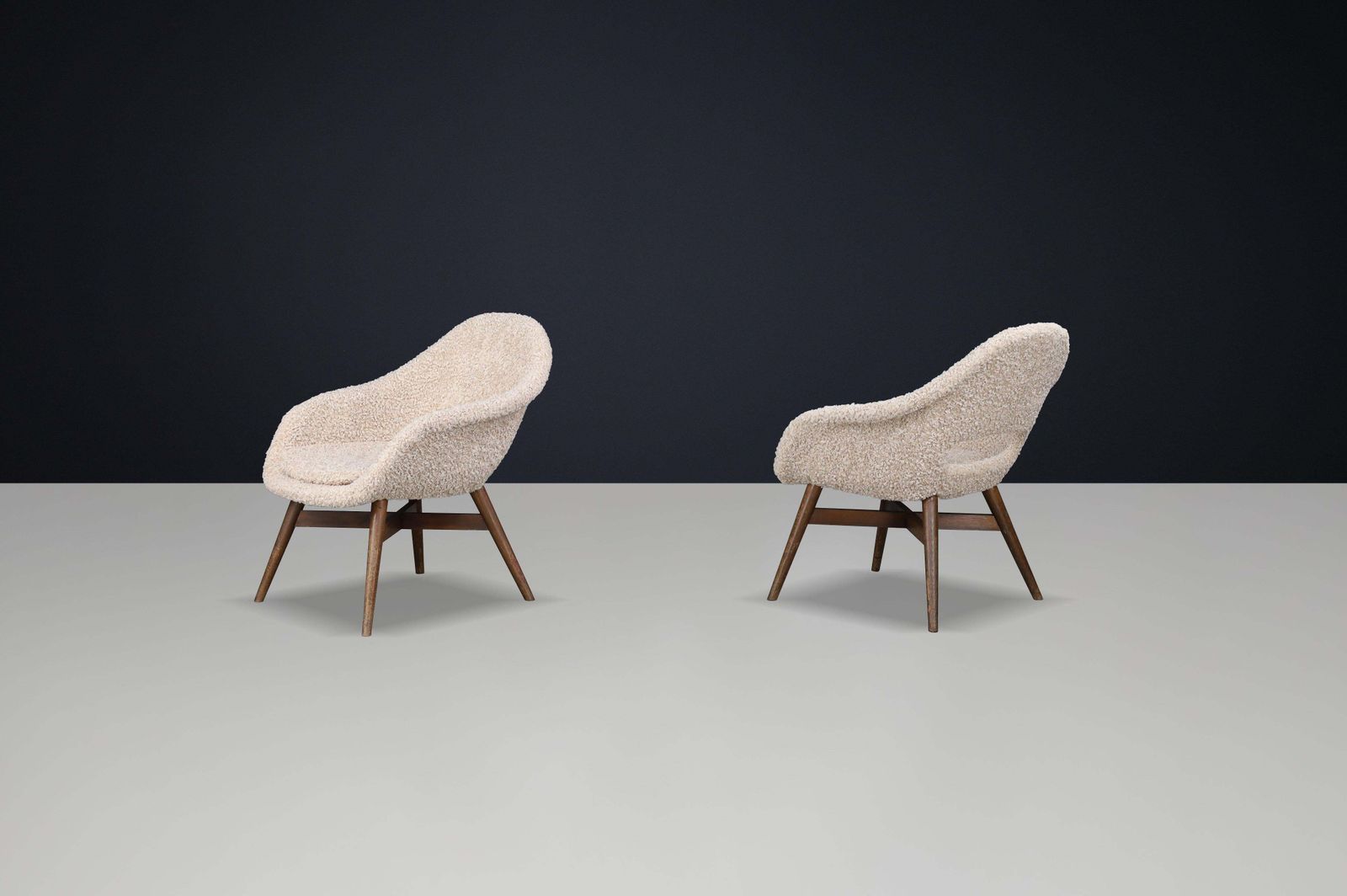 Set Of 2 Sculptural Mid Century Lounge Chairs By Miroslav Navrátil, 1960s photo vintage