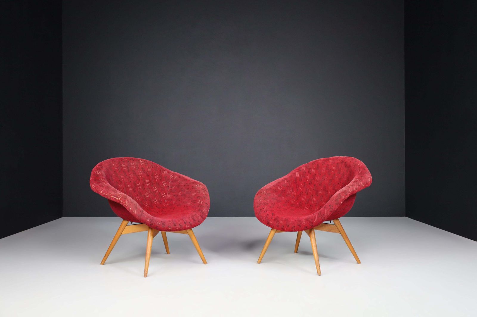 Set Of 2 Miroslav Navratil Easy Chairs In Original Fabric, Czech Republic, 1960 photo furniture