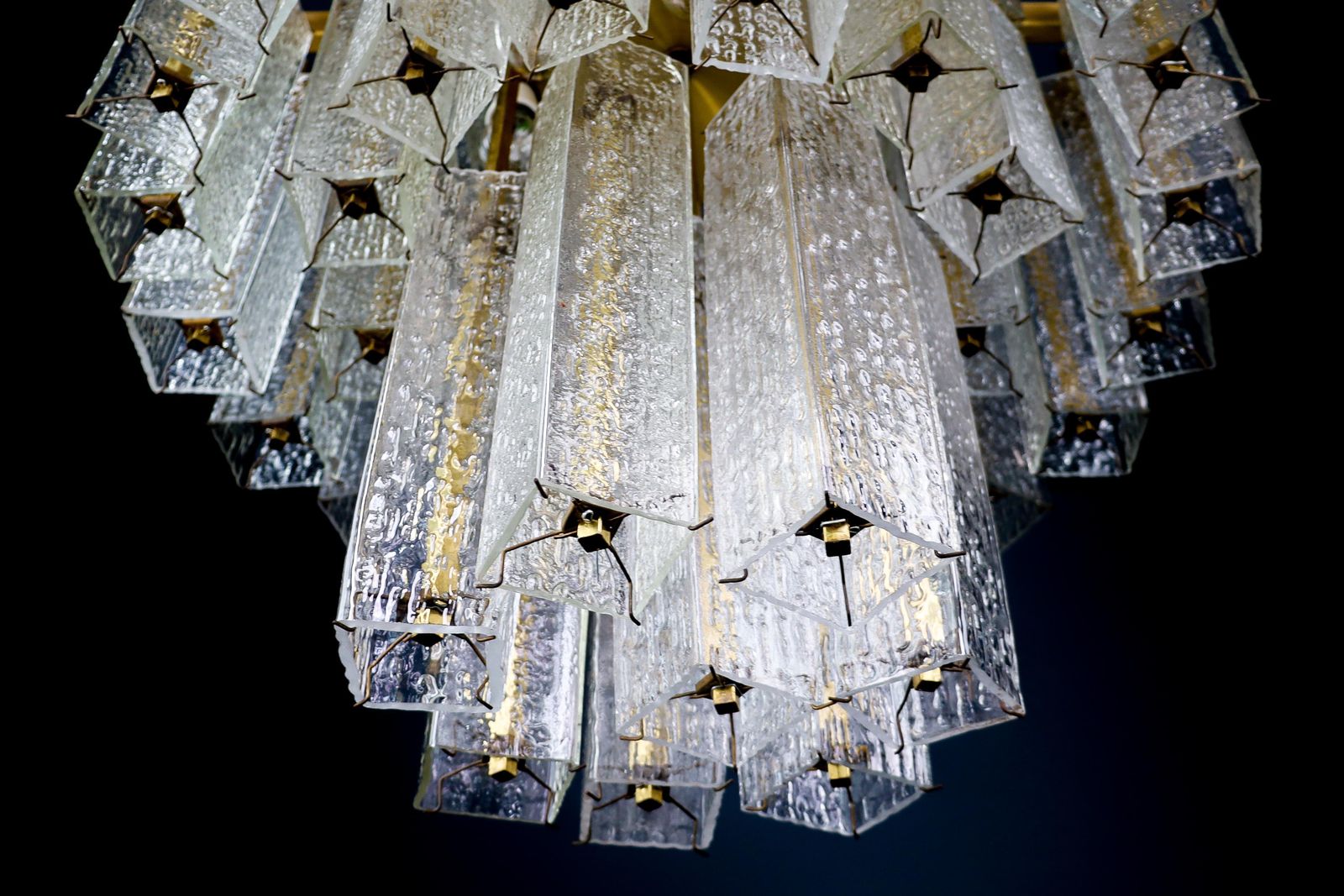 photo furniture Le Grande Xl Midcentury Chandelier In Brass & Structured Ice Glass, Austria 1950