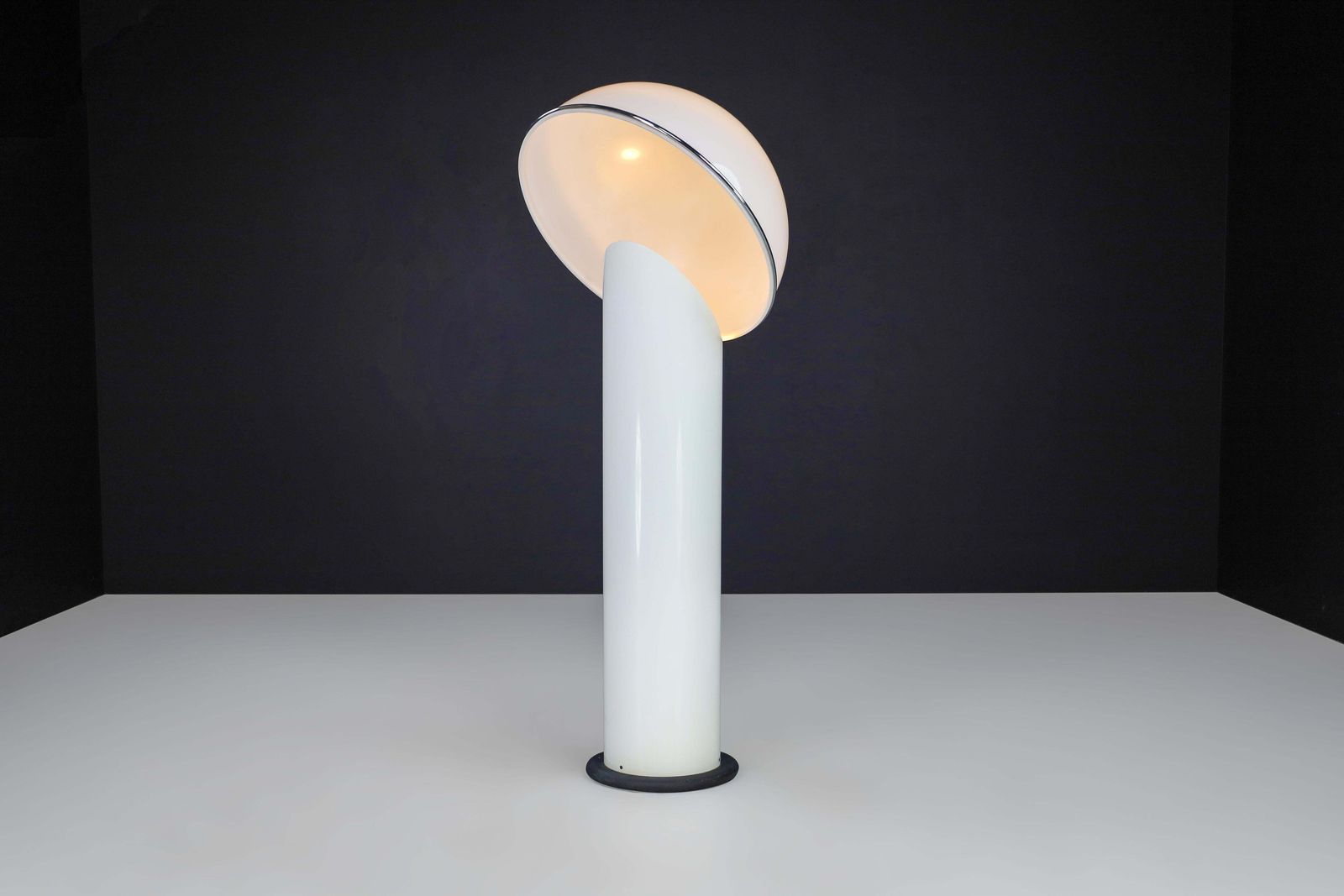 Ennio Chiggio Floor Lamp For Lumenform, Italy 1973. photo for sale