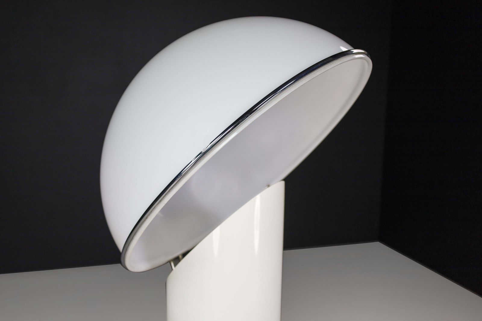 Ennio Chiggio Floor Lamp For Lumenform, Italy 1973. photo vinterior