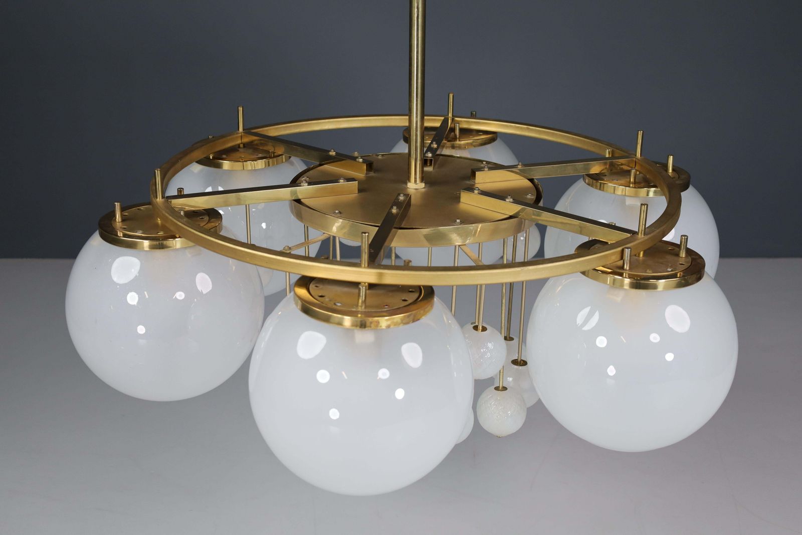 photo vinterior Large Brass Bohemian Chandelier With Frosted Glas Globes, The 1950s