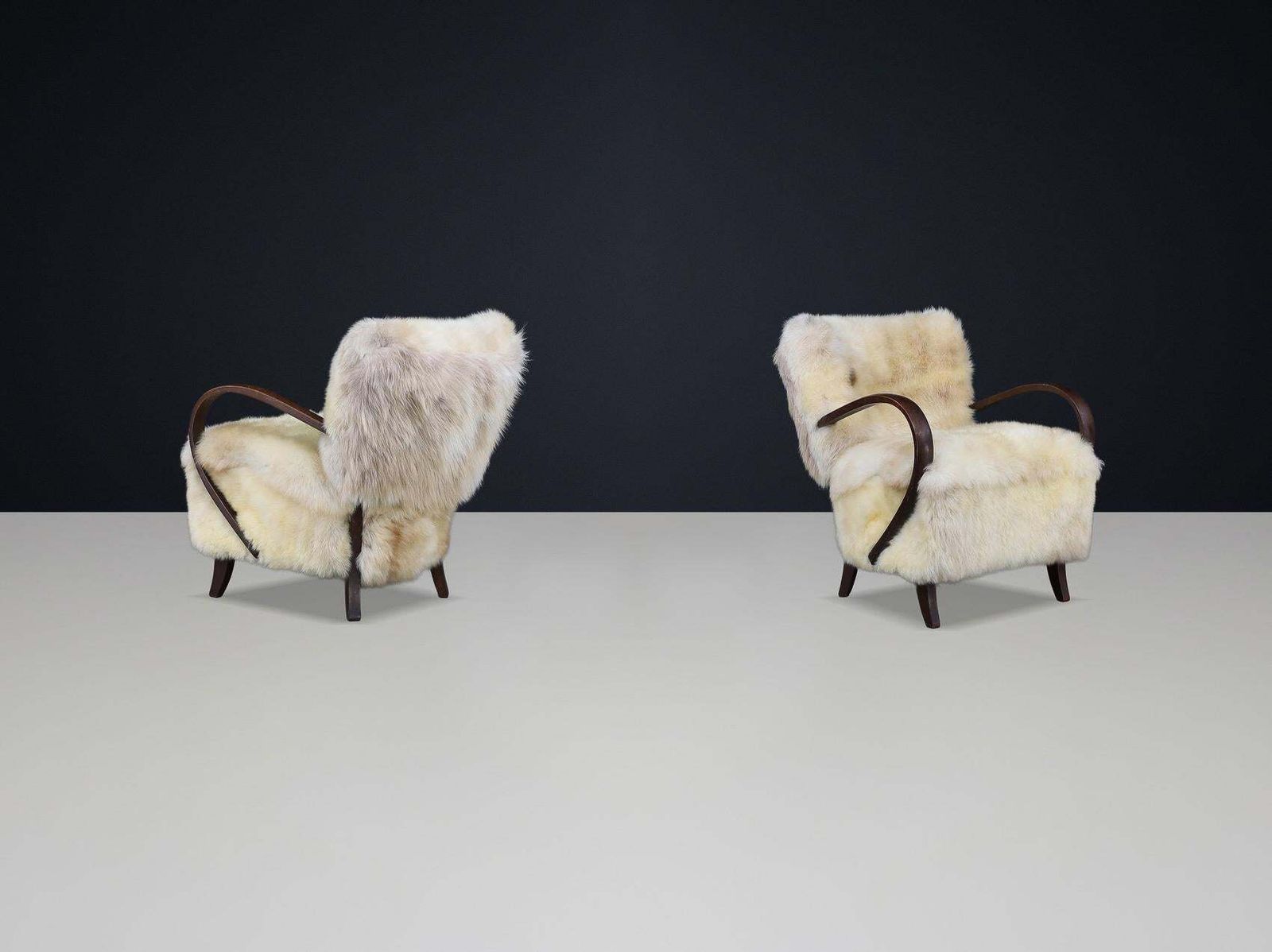 1930s Jindřich Halabala Bentwood Lounge Chairs In Sheepskin, Thonet photo 7784.0