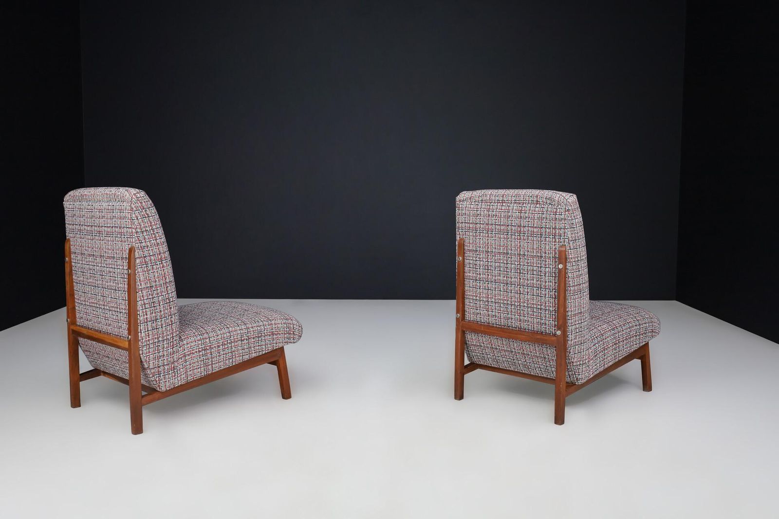 Mid Century Modern Walnut & Newly Upholstered Lounge Chairs, Italy, 1960s photo 4344.0