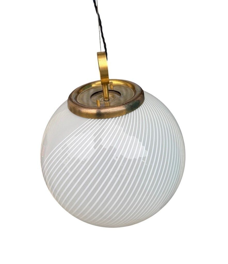 A Large 1960s Venini Murano Glass Ball “Tessuto” Swirl Pendant Light photo 1950.0