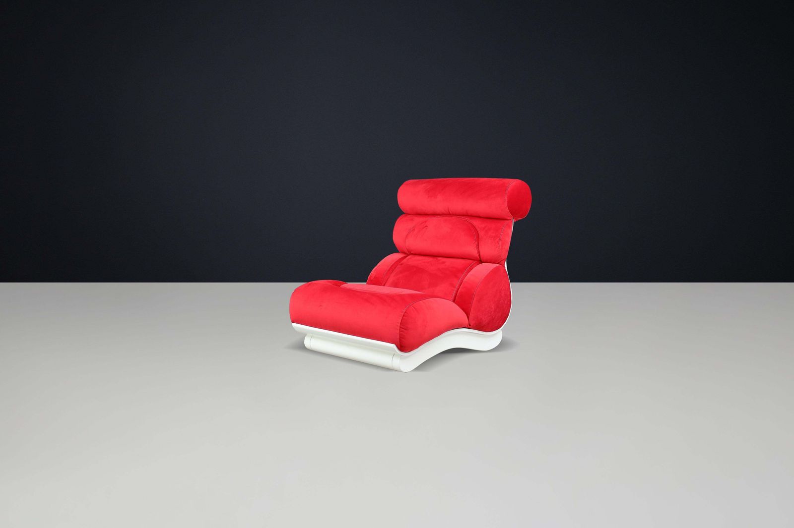 Sculptural Wave Lounge Chair In Original Red Velour With White Molded Base, 1970 photo for sale