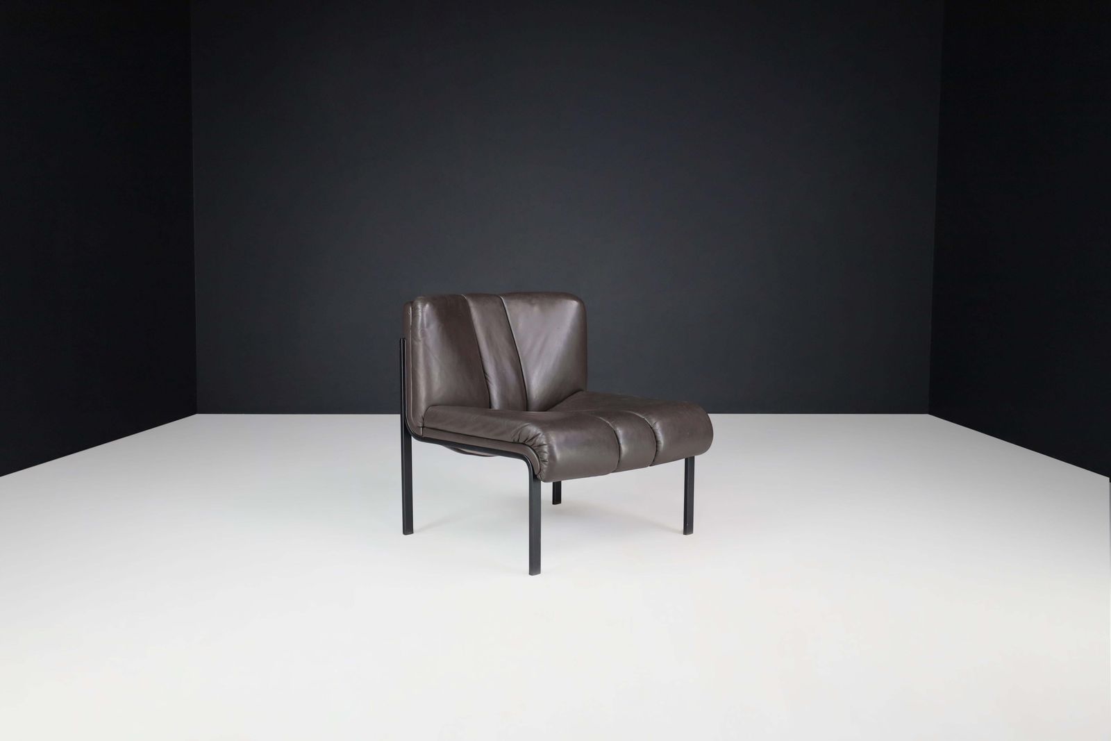 2848.0 Hans Eichenberger For Girsberger ‘Eurochairs’ In Leather, Switserland, 1970s photo