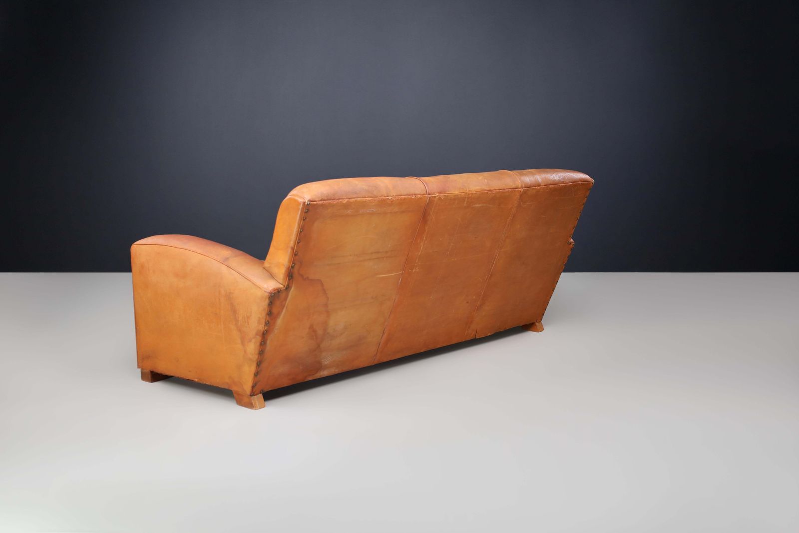 photo furniture French Art Deco Patinated Leather Lounge Sofa, France, 1930s