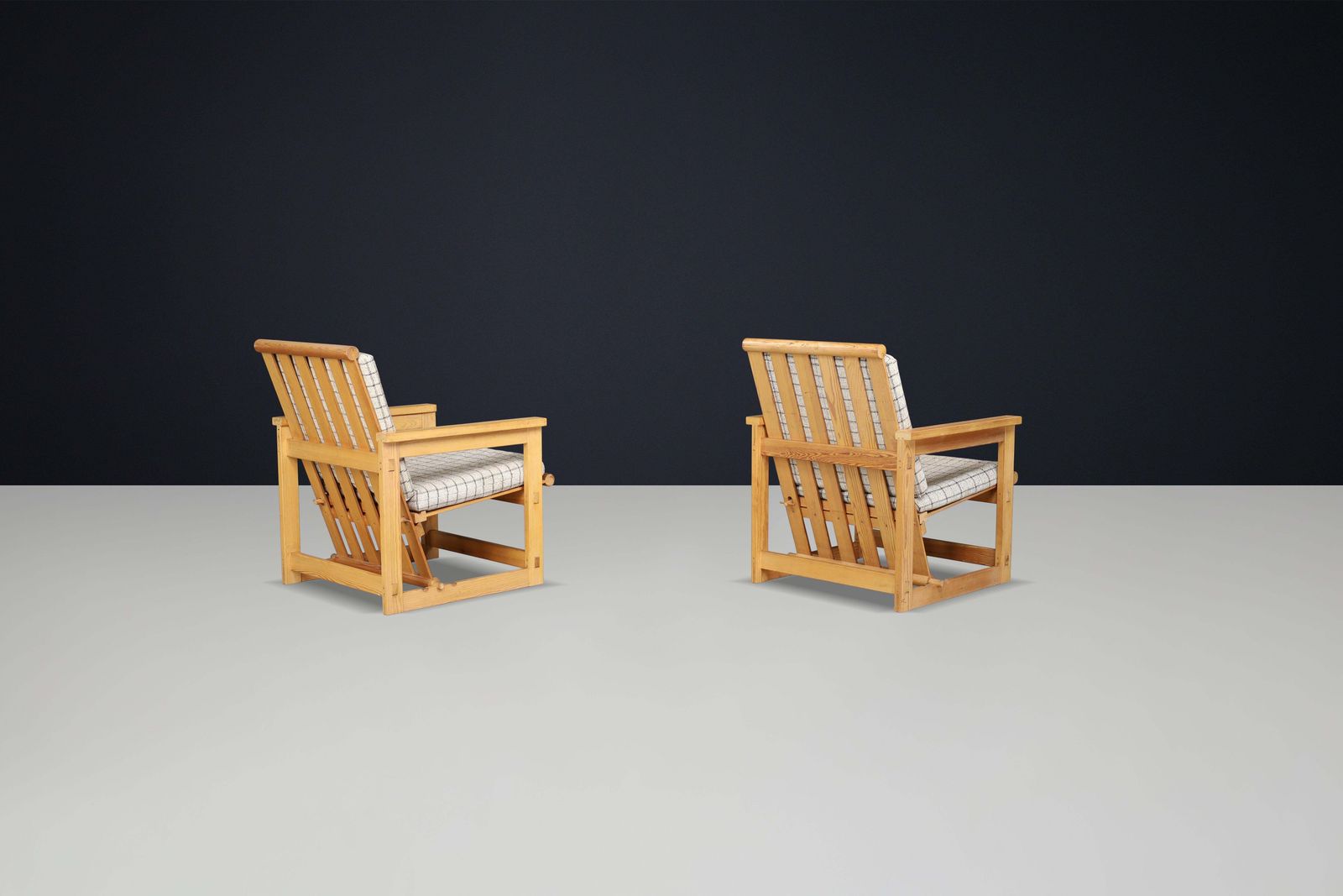 photo vinterior Scandinavian Edvin Helseth Lounge Chair In Pine Model "Trybo" Norway 1960s