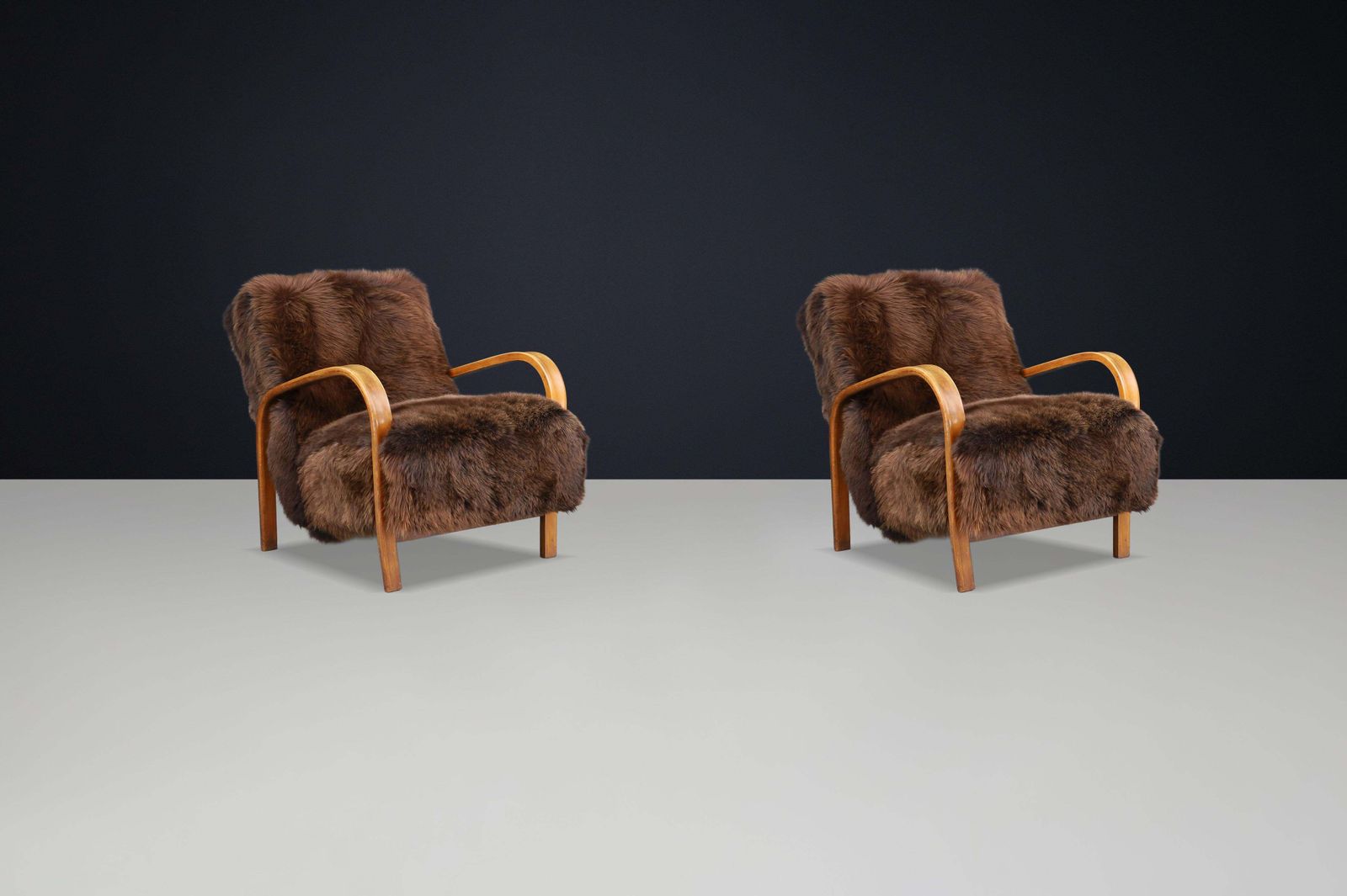 1940s Kozelka & Kropacek Armchairs In Texel Sheepskin & Honey Blond Bentwood photo vinterior